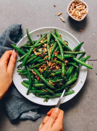 1-Pan Garlicky Green Beans