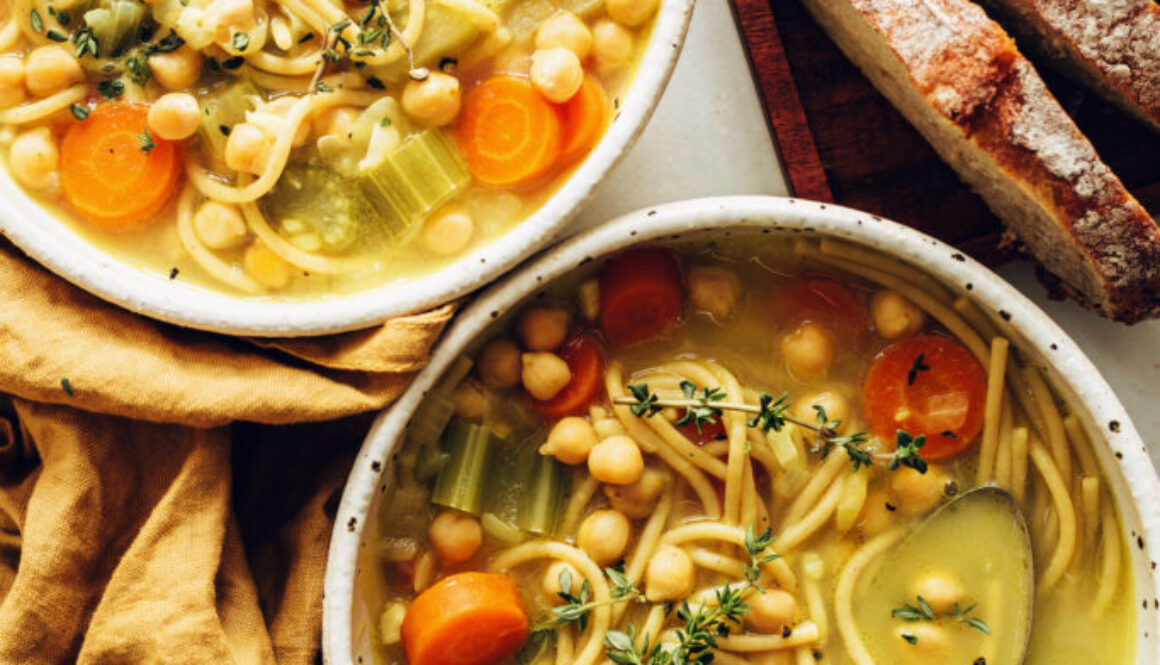 1-Pot Chickpea Noodle Soup2133