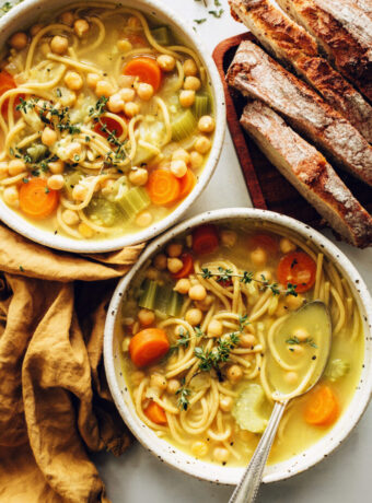 1-Pot Chickpea Noodle Soup2133