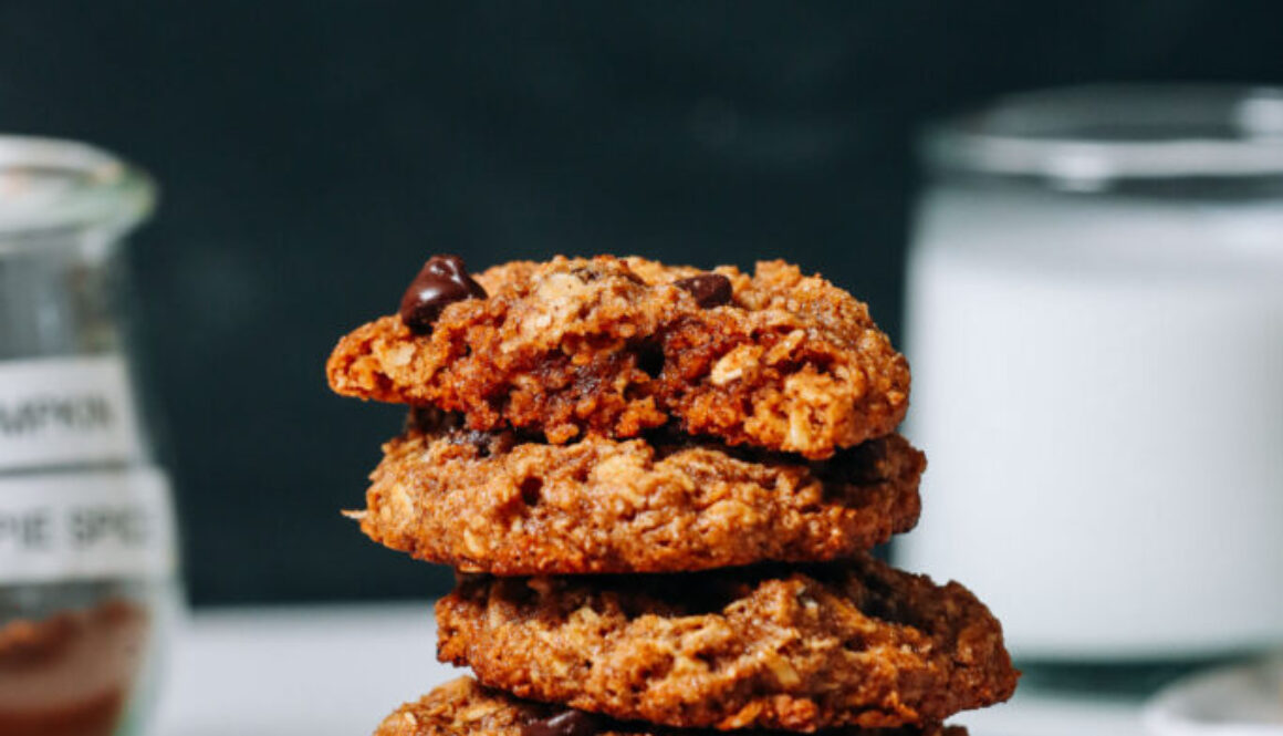 Chewy Vegan Pumpkin Chocolate Chip Cookies2