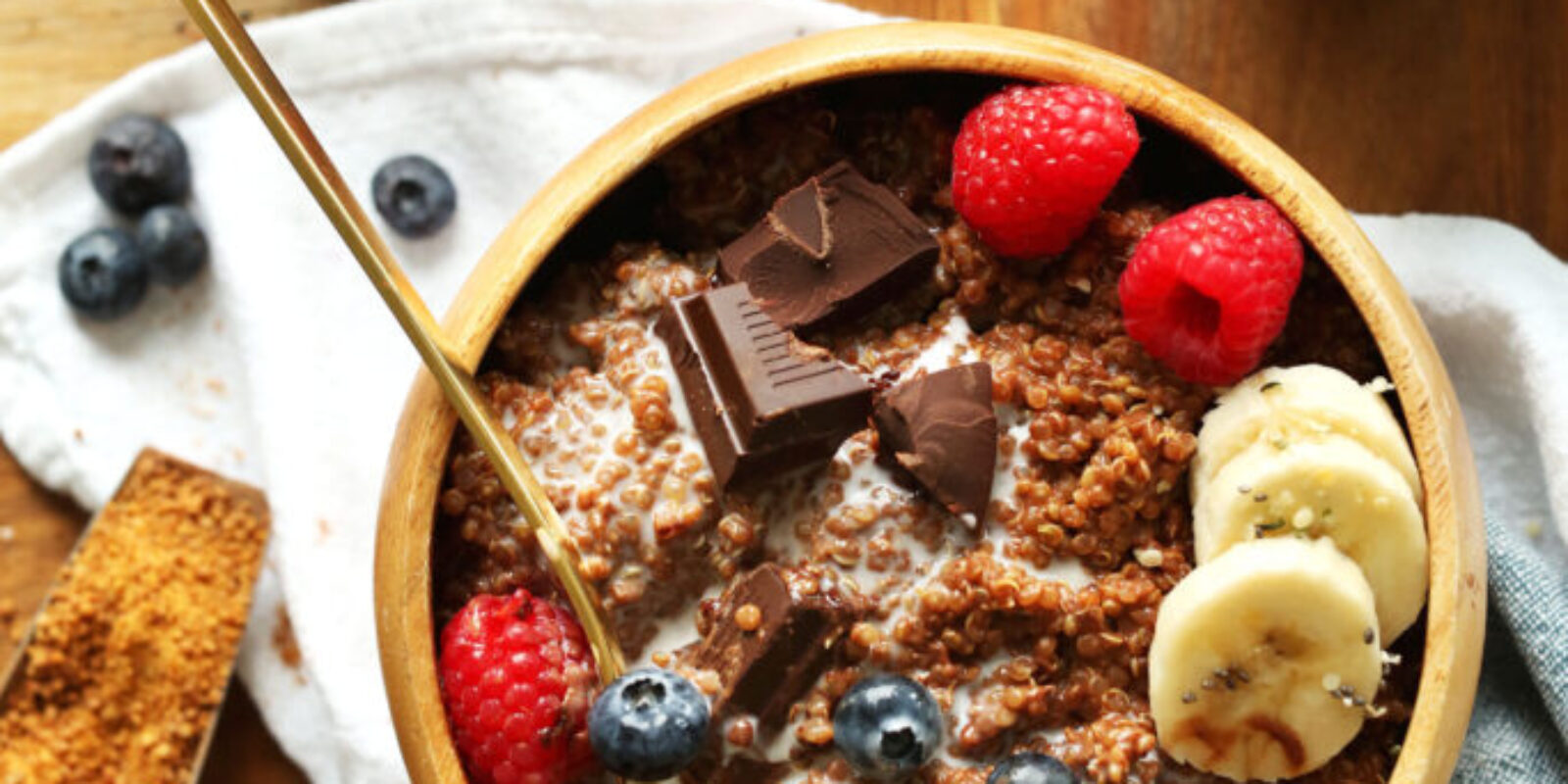 Dark Chocolate Quinoa Breakfast Bowl