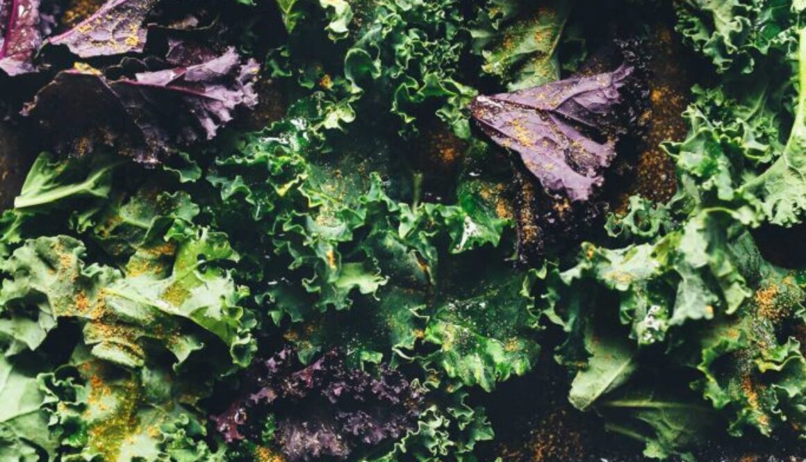 How-to-Make-Kale-Chips-25-minutes-Perfectly-crispy-SO-healthy-vegan-glutenfree-kale-chips